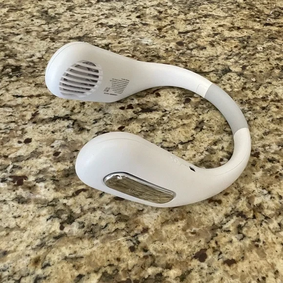 Bladeless Neck Fan White - Picture 5 of 9